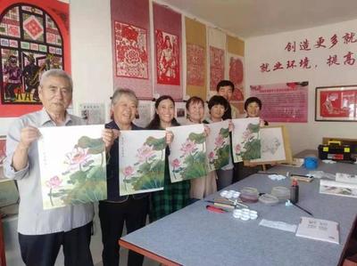 榆阳驼峰路妇女创业就业中心:打造“巾帼创业梦工厂”